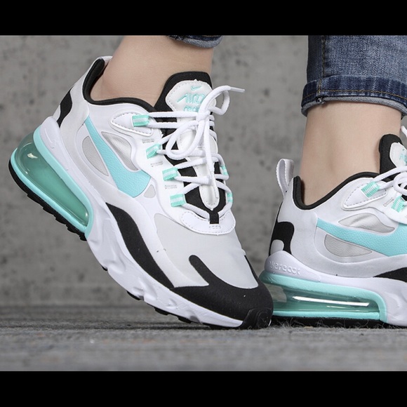 Women's Nike Air Max 270 React Shoes - Picture 1 of 10